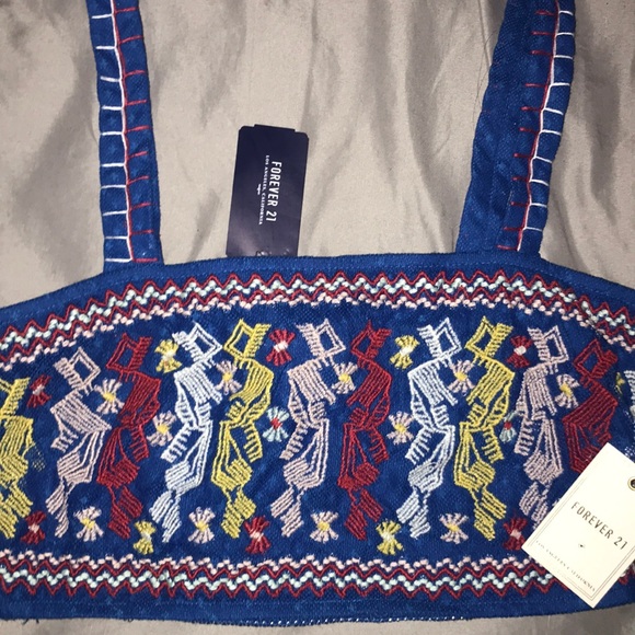 forever 21 crop, never worn tags still on. - Picture 3 of 3